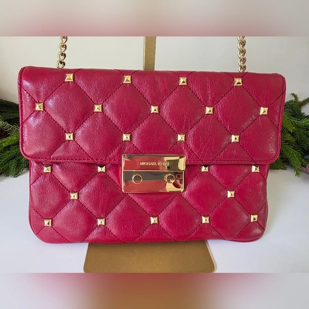 Michael Kors Sloan Quilted Leather Shoulder Bag- Red- Gold Chain Strap- Like New